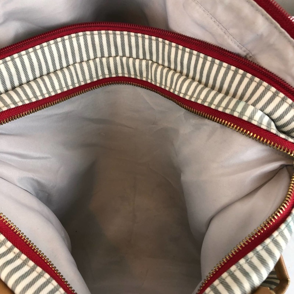 Skip Hop Messenger French Striped Diaper Bag - Picture 6 of 15